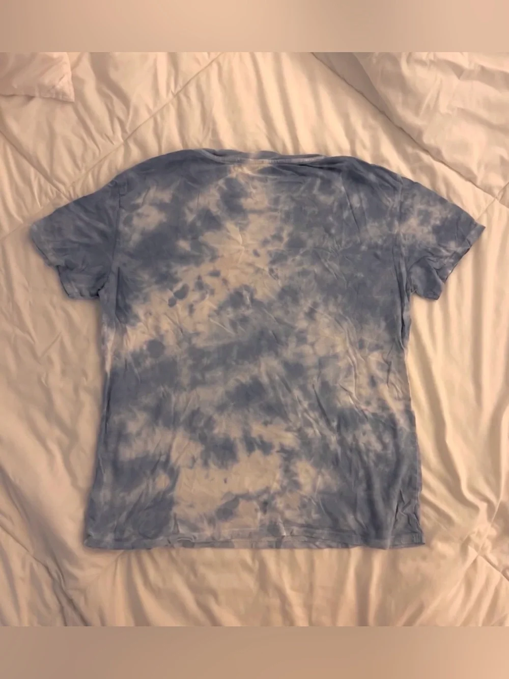 Guess Light Blue Tie-Dye Short Sleeve Tee with Multicolor Logo - Picture 2 of 6